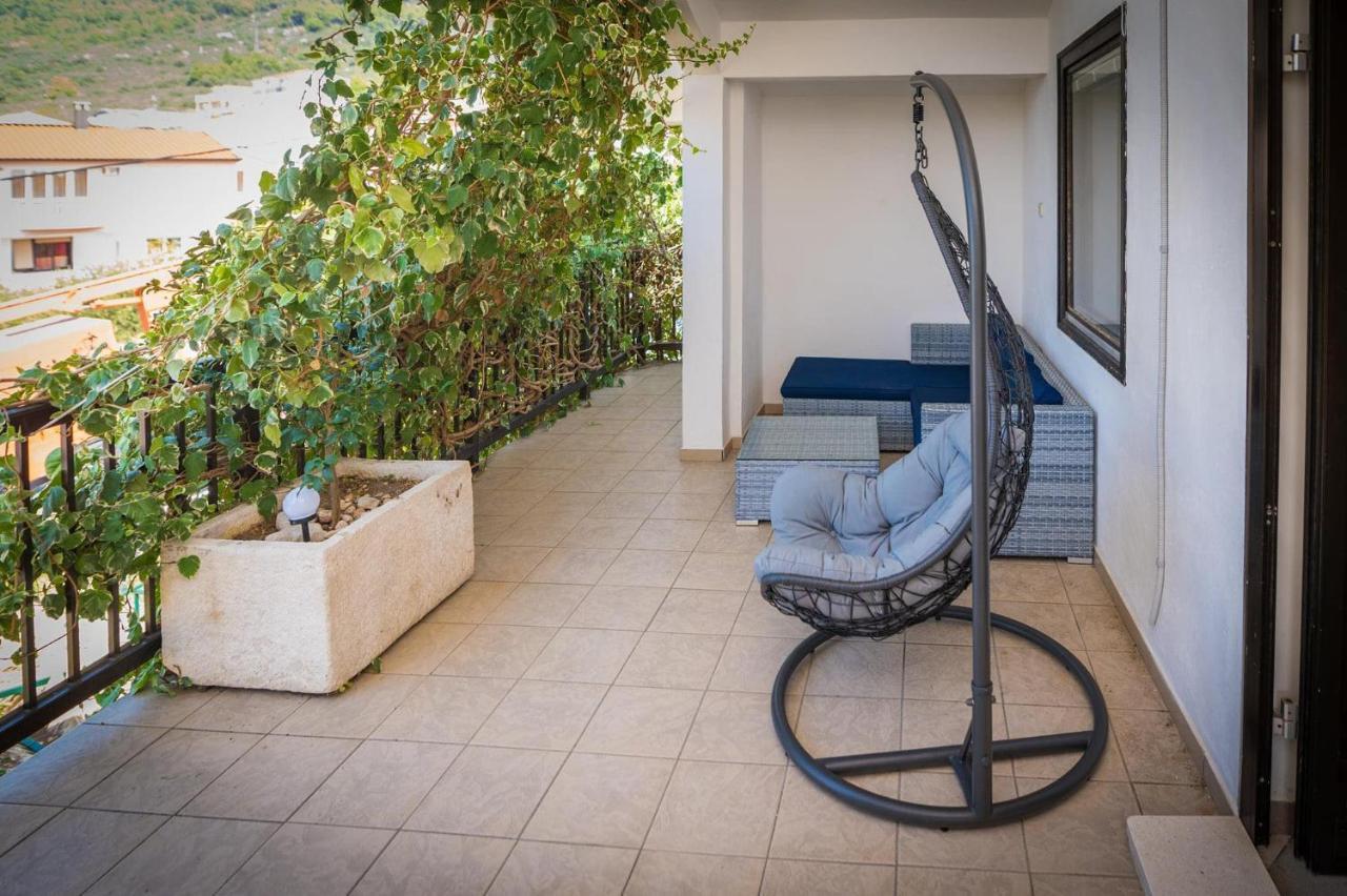 Apartmani Gradac Gradac  Buitenkant foto