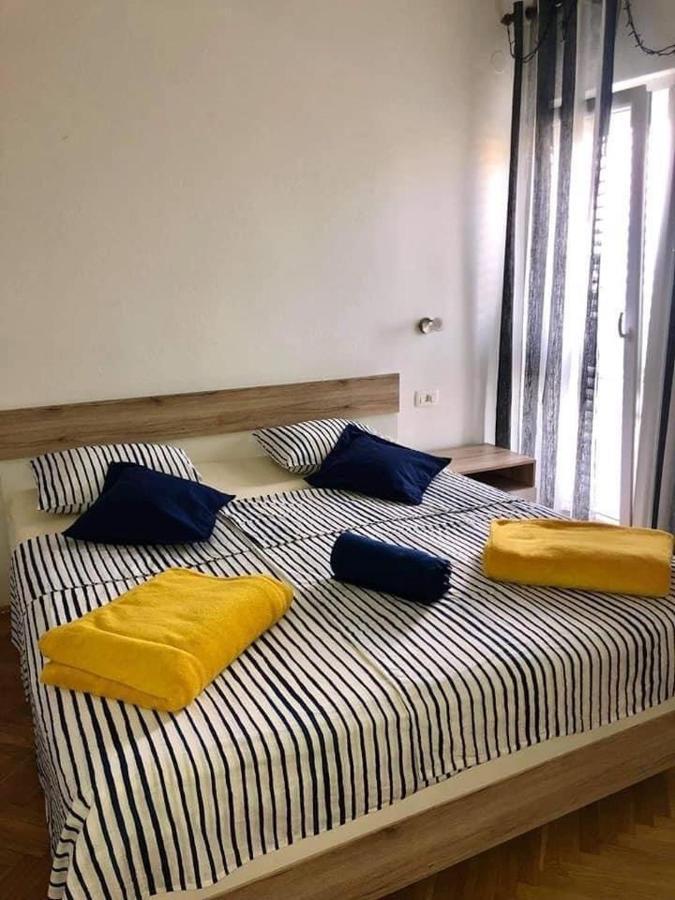 Apartmani Gradac Gradac  Buitenkant foto